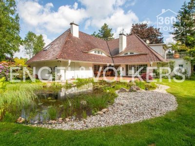 Luxuriöses Anwesen mit Pool und Spa auf parkähnlichem Grundstück