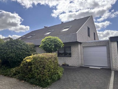 Einfamilienhaus in Top - Lage von Neuss-Rosellerheide – direkt am Mühlenbusch in einer Sackgasse