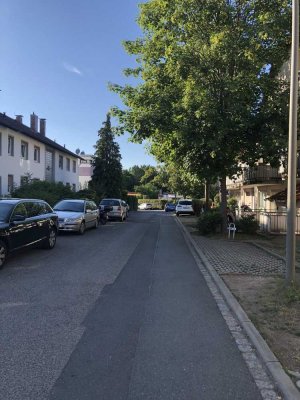 Frisch renoviertes Apartment in Erlangen-Bruck - Ideal für Menschen, die Stadtnähe UND Ruhe schätzen