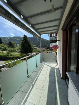 ++ Calmbach ++ 2-Zimmer Wohnung ++ Balkon ++ Einbauküche ++ Hobbyraum ++