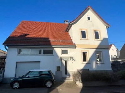 Renoviertes, gepflegtes Einfamilienhaus mit Flair, Scheune und Ausbaupotenzial in Dettingen-Teck