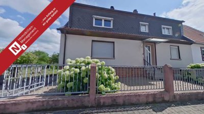 Eine Vielzahl an Nutzungsmöglichkeiten - 1-2-Familienhaus mit Baugrundstück in zweiter Reihe