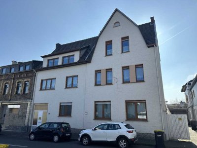 Remagen-Kripp, Gepflegte 4-Zimmer Erdgeschosswohnung mit Gartennutzung zu vermieten