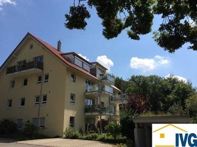 VERMIETUNG: 2,5-Zi.-Dachgeschosswhg. mit Balkon in absolut ruhiger und zentraler Lage von Leutkirch!