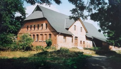 5-Zimmer-Wohnung in Hüllhorst, 4 Zimmer auf der Südseite, Schule und Bushalt zu Fuß in 8 Min.