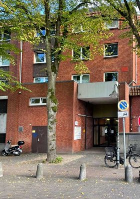 Zentral & gut geschnitten – 2-Zimmer-Wohnung, modernisierungsbedürftig
