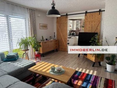 IMMOBERLIN.DE - Wunderbarer Bungalow mit großem Sonnengarten in ländlicher Wohlfühllage