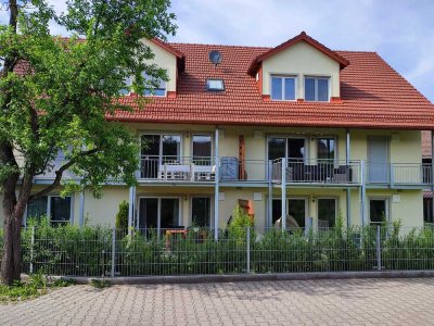 Geschmackvolle, neuwertige 2-Raum-DG-Wohnung in Finning
