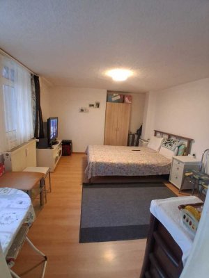 1-Zimmer Wohnung im EG in Stuttgart-Untertürkheim, verfügbar ab 01.11.2025