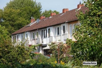 Einfamilienhaus mit Nebengebäude + provisionsfrei +