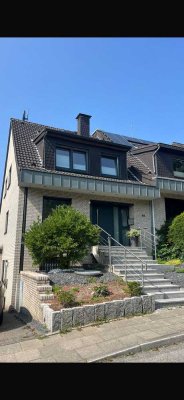 Reiheneckhaus mit Einliegerwohnung - hochwertig modernisiert, PROVISIONSFREI!!