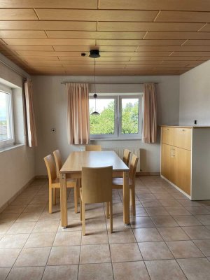 Schöne, möblierte Wohnung in ruhiger Lage