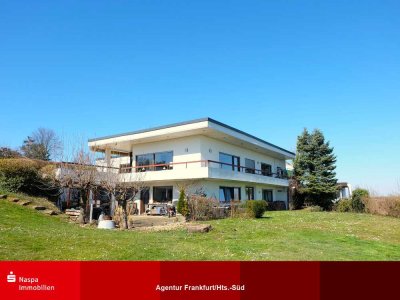 Battenberg! Freistehendes Einfamilienhaus mit 180-Grad-Panoramablick über die Rheinebene.
