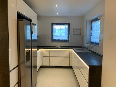 3-Zimmer-Erdgeschosswohnung teilmöbiliert