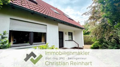 *** Besonderes Reiheneckhaus mit Galerie und Dachterrasse in Mögeldorf ***