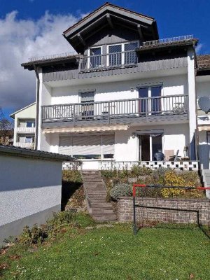 Wunderbares, gepflegtes Reiheneckhaus mit Fernsicht in Regen