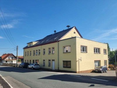 Wohn- und Geschäftshaus in Dorflage!