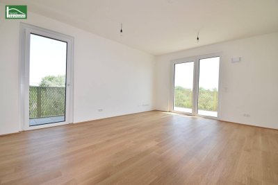 Alles was man sich wünscht – kostengünstige Heizung/“Kühlung“ über Erdwärme, PV-Anlage, weitläufige Grünflächen