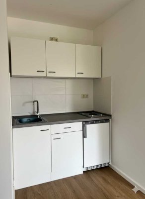 NEU Renovierte Wohnung-Nähe Steele S-Bahnhof