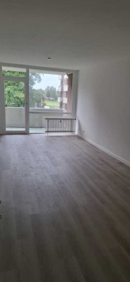 Sanierte 1 Zimmerwohnung mit Balkon!! ENGLISH scroll down!