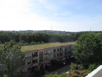 Helle 4,5-Zimmer Wohnung mit Balkon und toller Aussicht