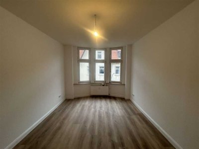 Altbaucharme in Kray! Renoviertes Apartment mit Balkon