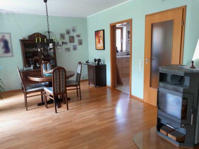 Niedrigeffizienzhaus in Gütersloh mit 174 m², Kamin, Garten und Garage