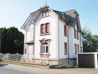 Zwei charmante Altbauwohnungen am Maasgrundweiher in Oberursel