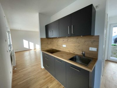 Stilvolle, neuwertige 1-Zimmer-EG-Wohnung mit Einbauküche in Freising
