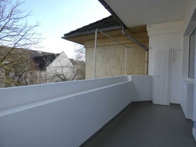 Frisch für Sie modernisiert: 1-Zimmer Wohnung mit Wohnküche und Balkon in Flingern-Süd