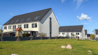 REIHENMITTELHAUS ZUM WOHLFÜHLEN - MIT 5 ZIMMERN, EINBAUKÜCHE UND KLEINEM GARTEN