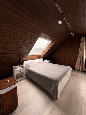 Helle, renovierte 1,5-Zimmer-Wohnung mit Küche in Stuttgart Botnang