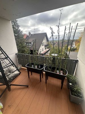 Sehr ruhige 3 Zimmer Wohnung mit 2 Balkonen und traumhaften Ausblick