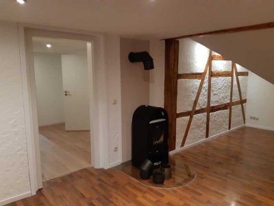 3 -Zimmer Dachgeschoss Wohnung mit EBK & Weitblick