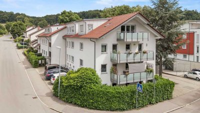 Perfektes Investment 
- 10-Familienhaus - Erstklassiger Zustand - Aufzug  - voll vermietet