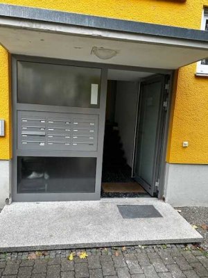 Charmante 2-Zimmer-Wohnung mit Balkon in Singen – renovierungsbedürftig, mit Potenzial!
