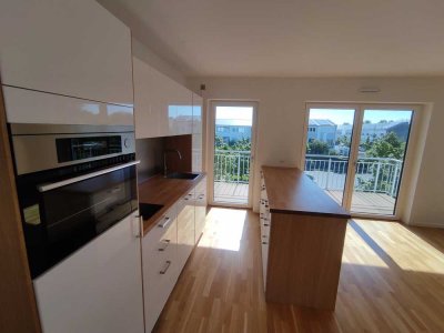 Geschmackvolle 2-Zimmer-Wohnung mit gehobener Innenausstattung und Einbauküche in Erding