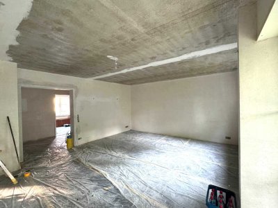 Geschmackvolle 3,5-Zimmer-Erdgeschosswohnung mit gehobener Innenausstattung mit Balkon in Neustadt