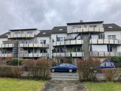 Moderne Etagenwohnung mit schönem Balkon in Lauf!