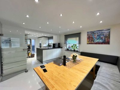 Raumwunder mit Charakter, liebevoll saniertes Zuhause für Familien in Lichtenstein