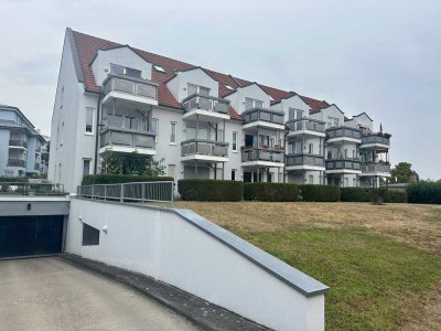 Top 2-Raumwohnung / Terrasse/ Tiefgarage / ruhige Lage