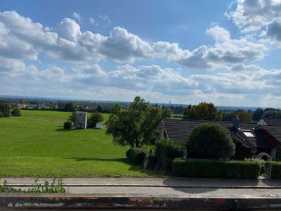 Helle Wohnung in traumhafter Lage- Ausblick in die Berge