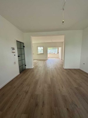 Premium saniertes, 150 m2 großes Reihenendhaus mit Garten - Innenstadtlage in Koblenz-Goldgrube.