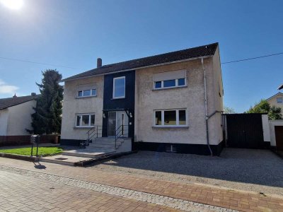 Großzügige 5,5-Zimmer Wohnung mit Terasse und Garage in Gensingen