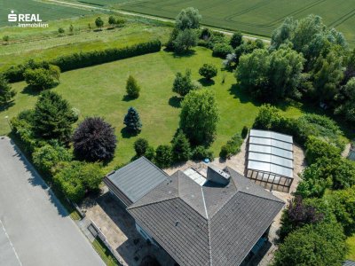 HIER BEGINNT FREIHEIT - WEITLÄUFIGES NATURPARADIES BEI WIEN ZU ENTDECKEN