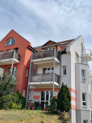 Maisonette-Wohnung (ca. 92 qm), 5 Balkone, TG-Stellplatz, zukunftssichere Heizung, bezugsfrei