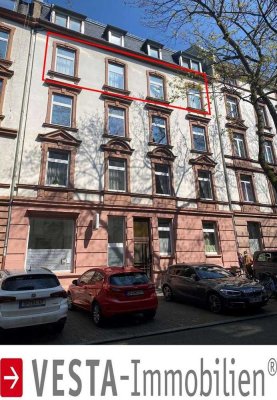 TRAUM-LAGE IM NORDEND: Sanierungsbedürftige 3 Zimmer Altbauwohnung - kurzfristig besichtigen!