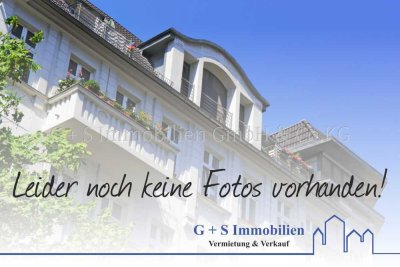 Erstbezug nach Modiernisierung u. Renovierung 
3-Zimmer-Altbauwohnung im östl. Ringgebiet