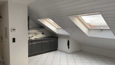 Geschmackvolle, gepflegte 1,5-Raum-DG-Wohnung in Mutterstadt