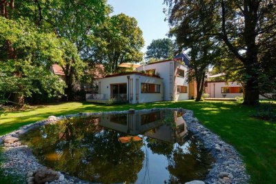 Helle ruhige Wohnung im Park mit großem Ost-Süd-West-Balkon